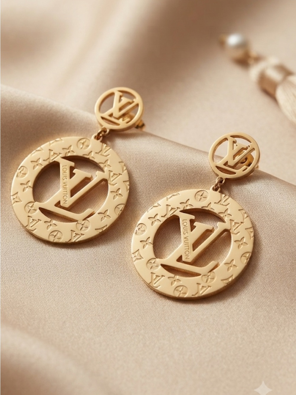 Brand New ! Gold Monogram Circle Drop Earrings